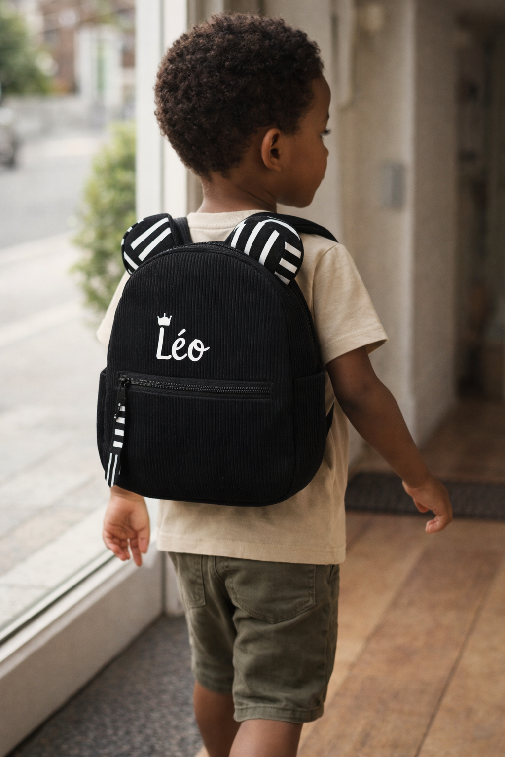 Sac à dos personnalisé “Kiburi” – Un cadeau unique qui accompagne chaque aventure